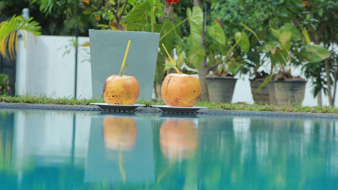 Sayu Garden Hotel Habaraduwa Bagian luar foto